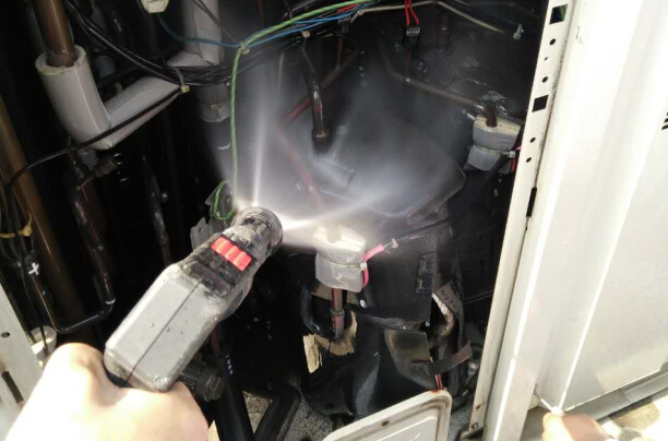 中央空調保養清洗